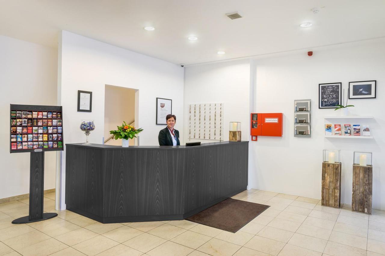 Hotel Mariella Koln Bagian luar foto