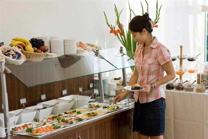 Hotel Mariella Koln Bagian luar foto