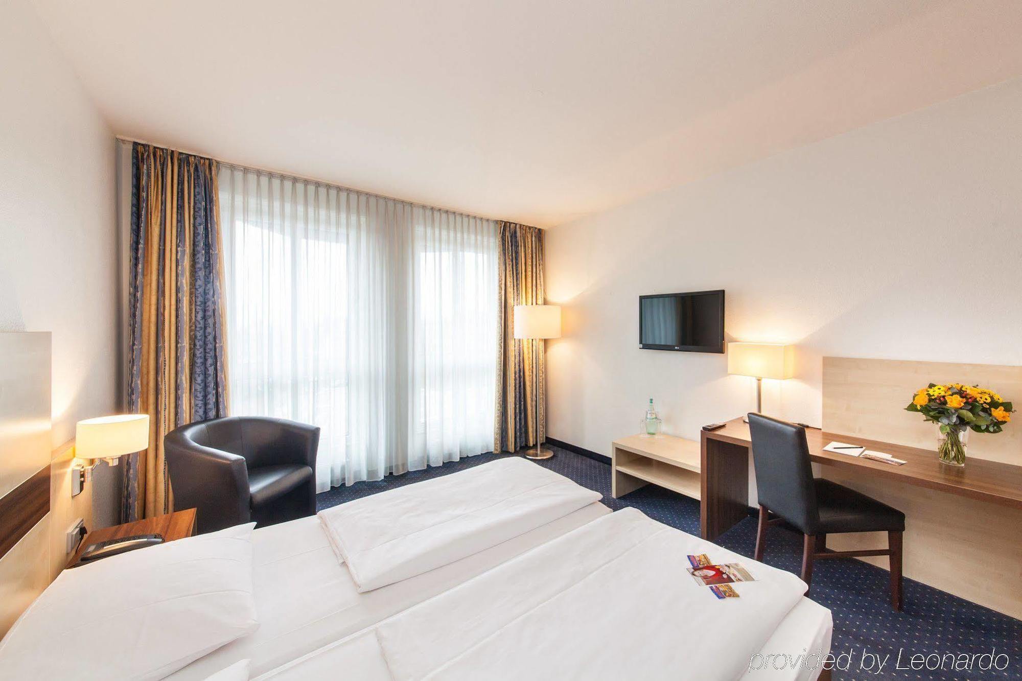 Hotel Mariella Koln Bagian luar foto