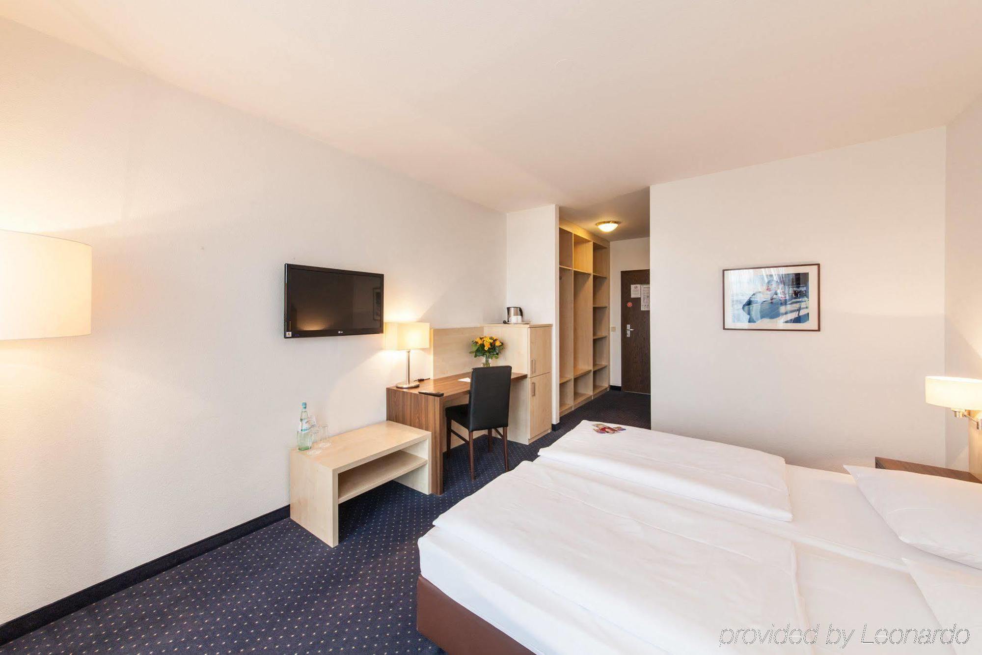 Hotel Mariella Koln Bagian luar foto