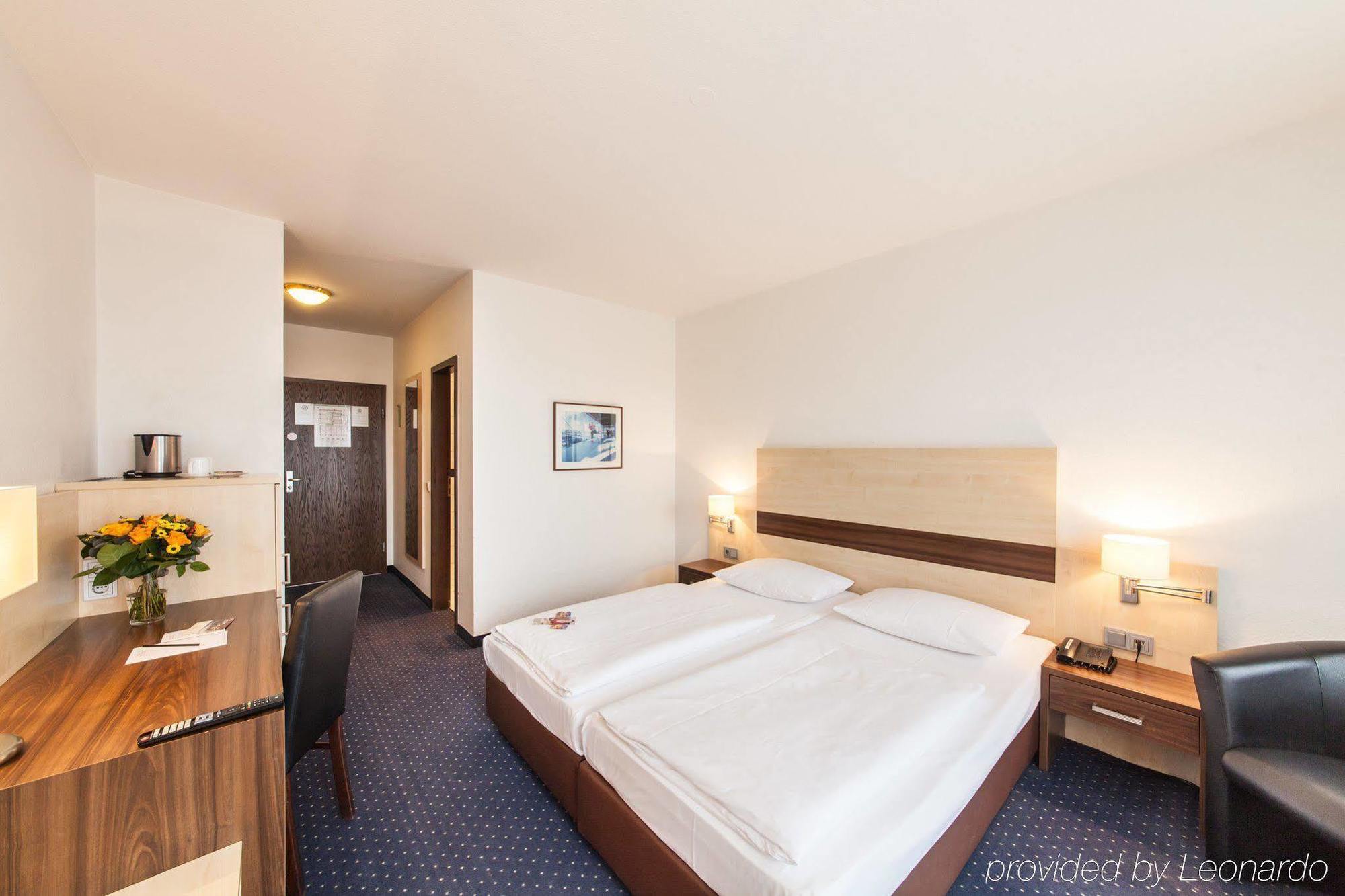 Hotel Mariella Koln Bagian luar foto